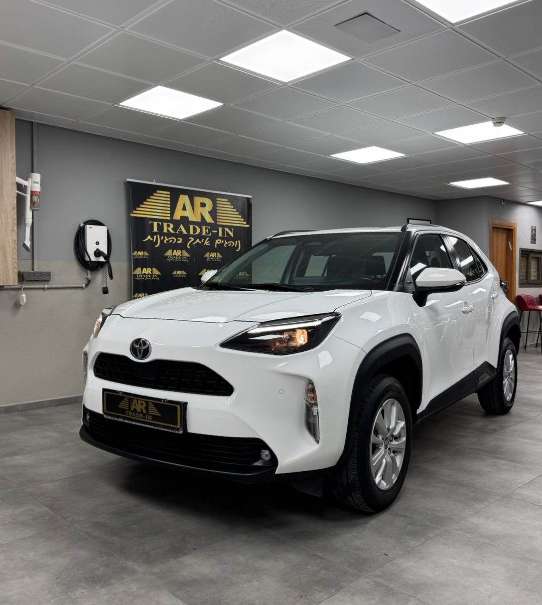 טויוטה YARIS CROSS HEV STYLE 2024
